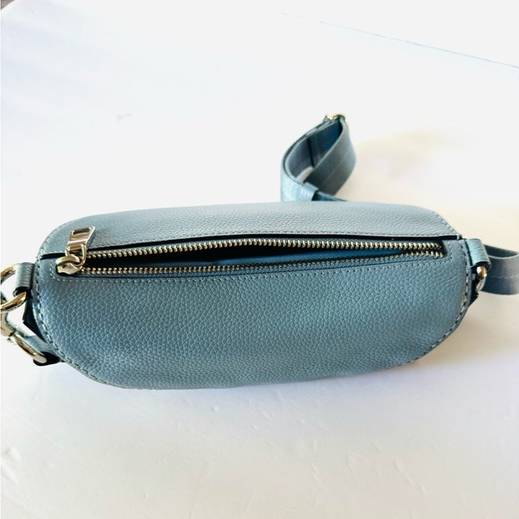 Authentic Coach Women's Silver/ Slate Peppled Leather Belt Bag. - Picture 8 of 11